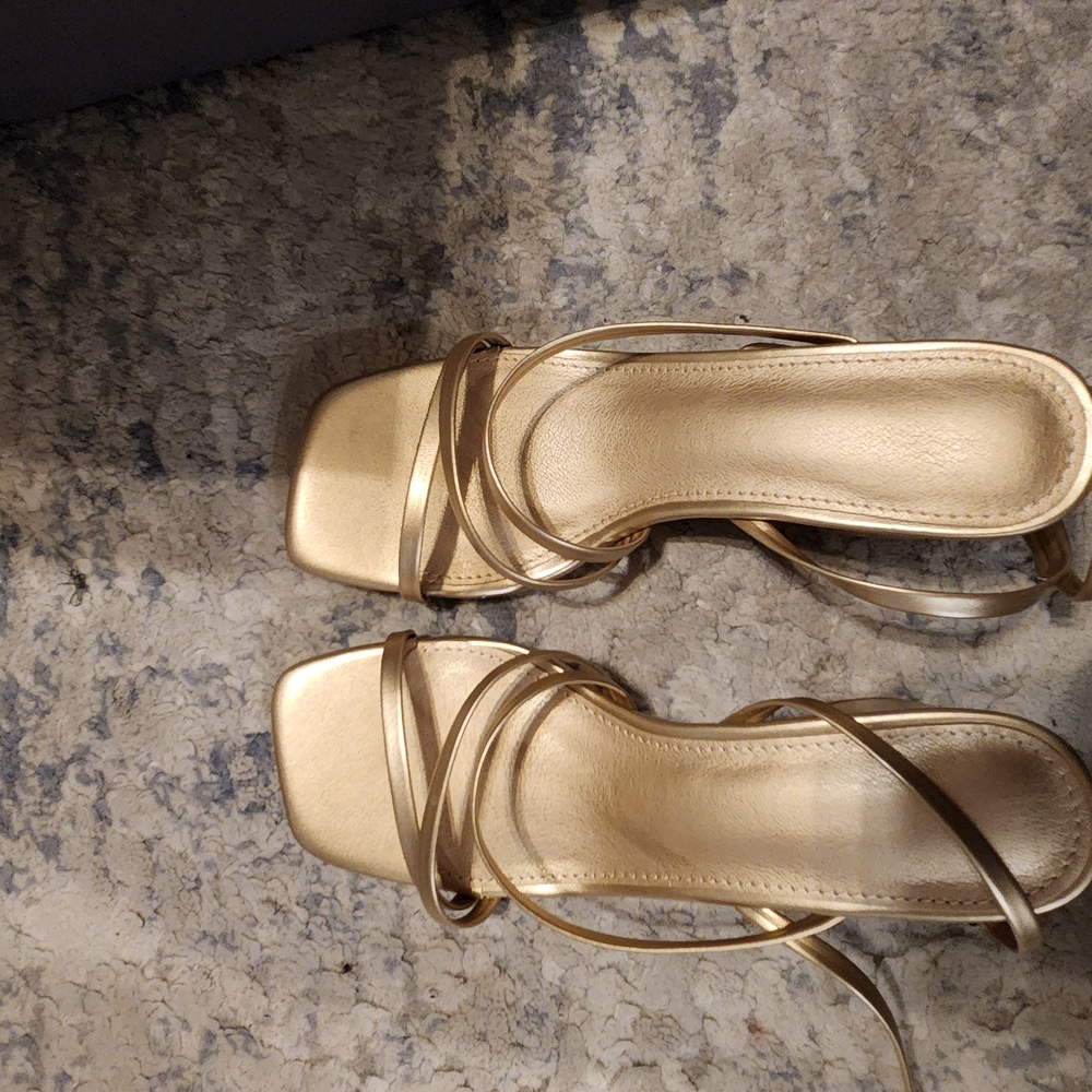 Gold Strappy Square-Toe Women's Sandals